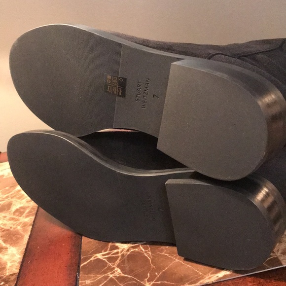 🆕 Gorgeous Stuart Weitzman half and half Black Suede boots. 1 inch heels. - Picture 11 of 14